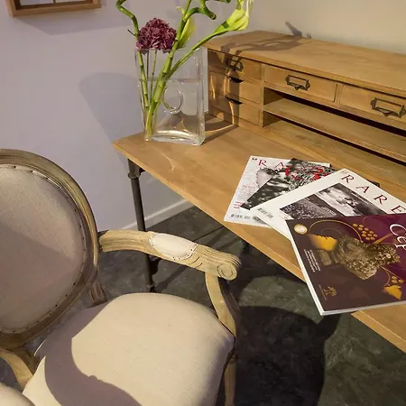 La Maison De Maurice Aparthotel Beaune (Cote d'Or)