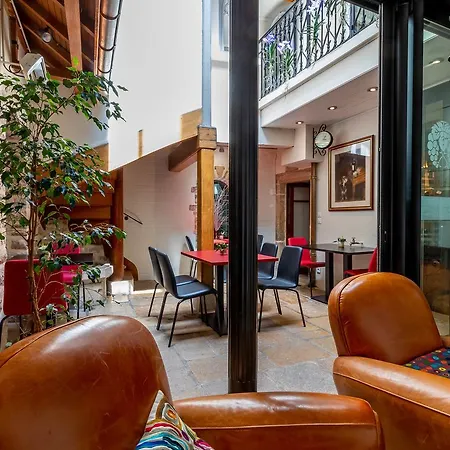 Aparthotel La Maison De Maurice Beaune (Cote d'Or)