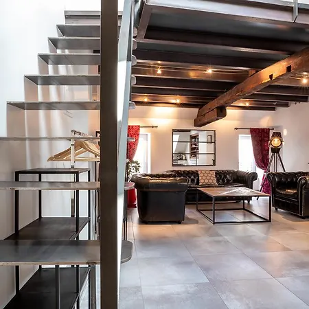 La Maison De Maurice 4* Beaune (Cote d'Or)