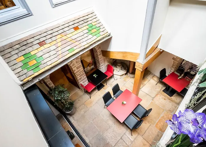 Apartmanhotel La Maison De Maurice Beaune